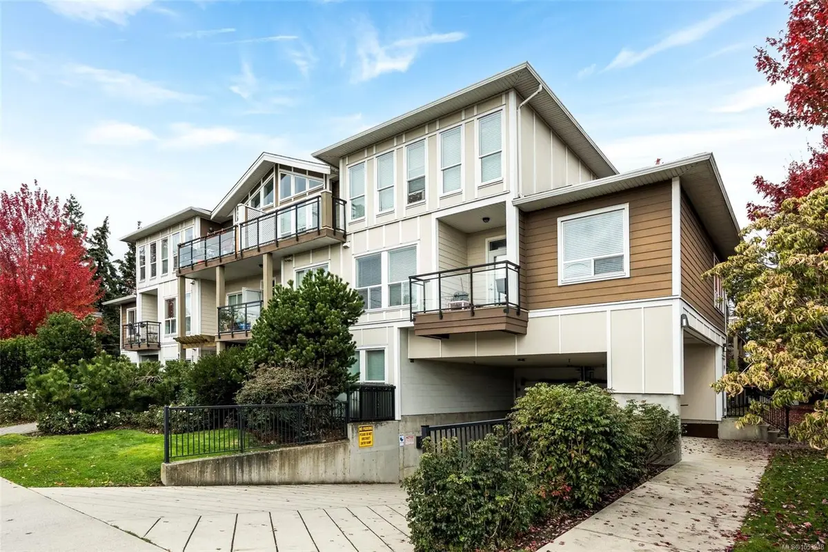 #103 - 938 Dunford Ave #103, Langford BC V9B 0M2