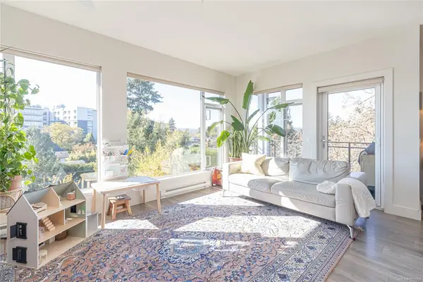 #403 - 3815 Rowland Ave #403, Saanich BC V8Z 0E1 - 2 bed, 2.0 bath in Saanich