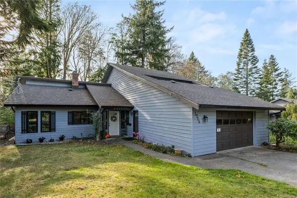 1514 Stag Rd, Campbell River BC V9W 6E4 - 4 bed, 3.0 bath in Campbell River