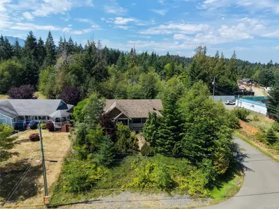 126 Bayridge Pl, Bowser BC V0R 1G0