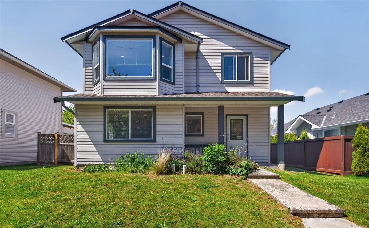 1270 Noel Ave, Comox BC V9M 4A3
