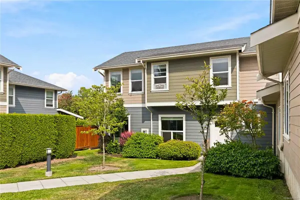 #18 - 1515 Keating Cross Rd #18, Central Saanich BC V8M 1W9 - 3 bed, 3.0 bath in Central Saanich