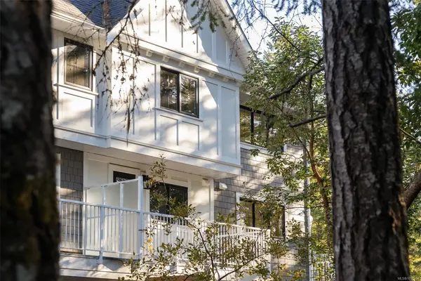 3522 Greystone Close, Langford BC V9C 3X2 - 4 bed, 3.0 bath in Langford