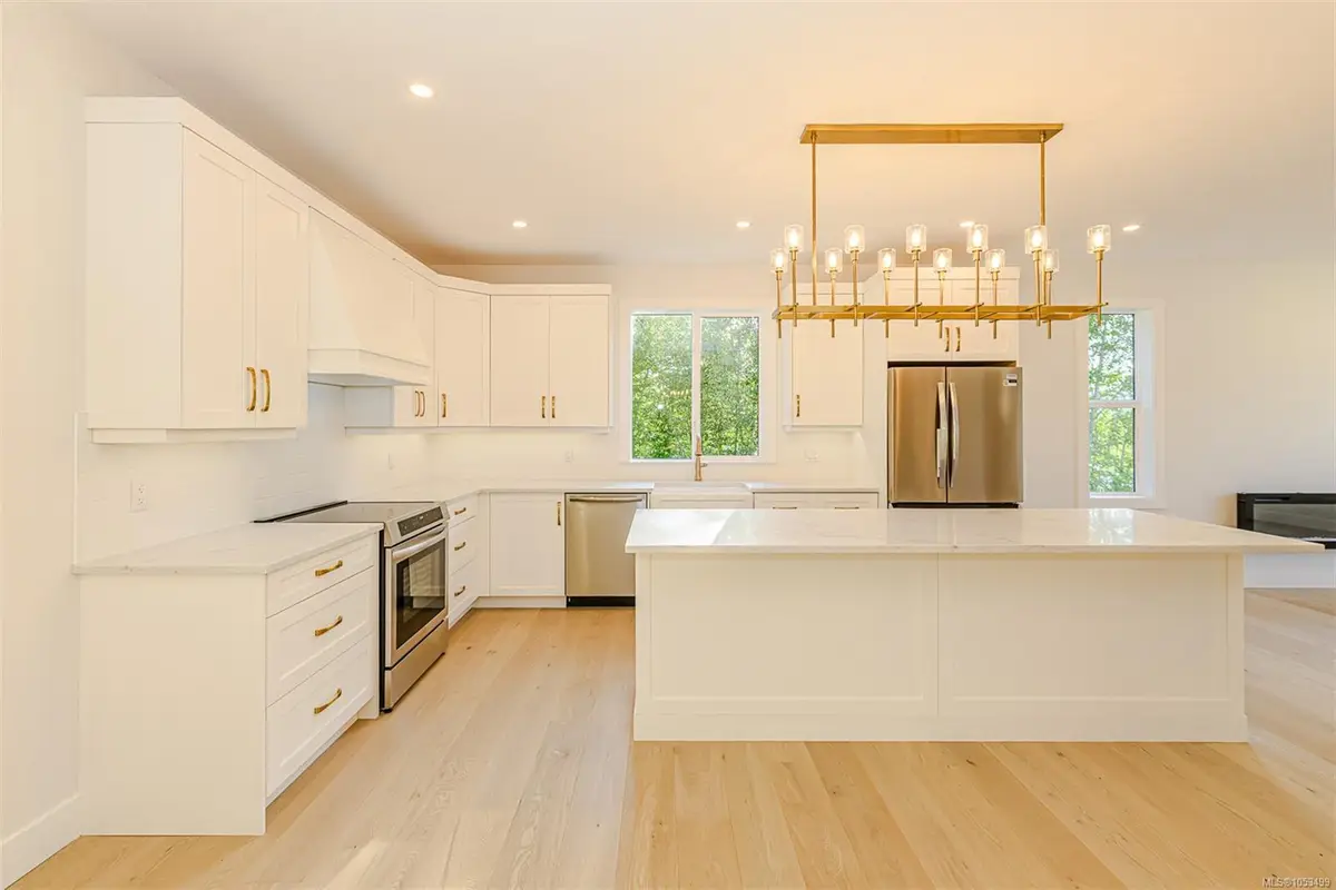 276 Tal Rd, Lake Cowichan BC V0R 2G0