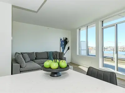 View 32
