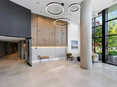 View 32