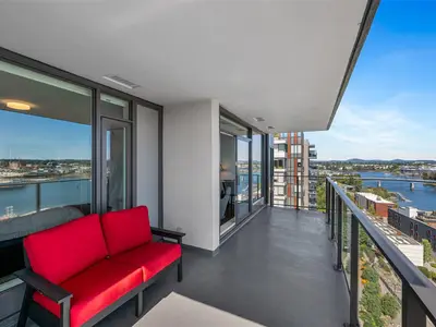 View 25