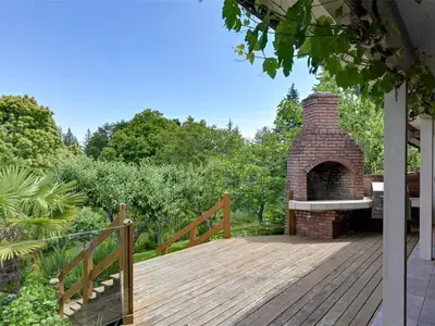 View 16