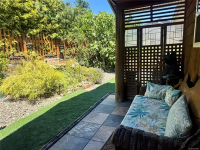 View 16