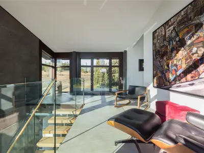 View 25