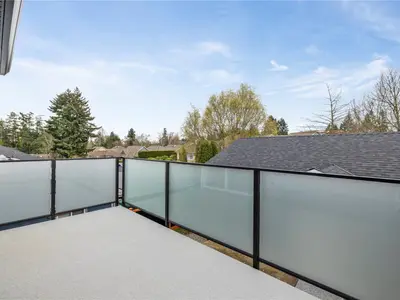 View 16