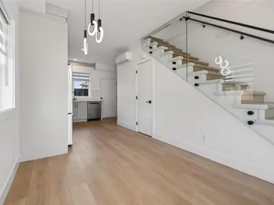 View 10