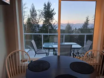 View 30
