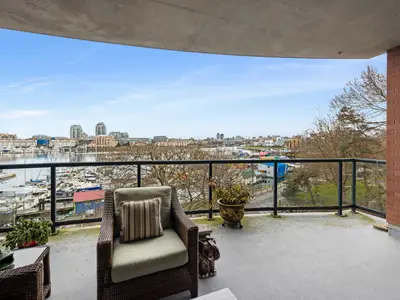 View 16