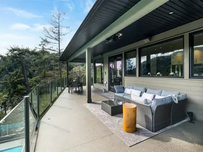View 32