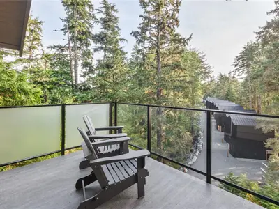 View 25