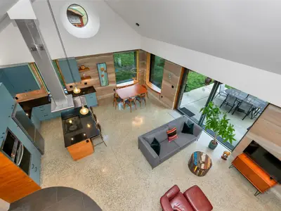 View 80