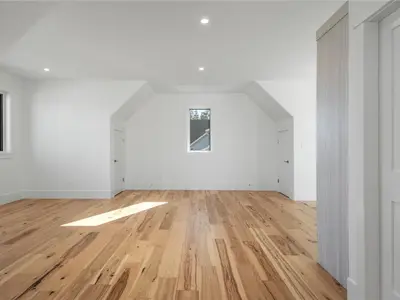 View 32
