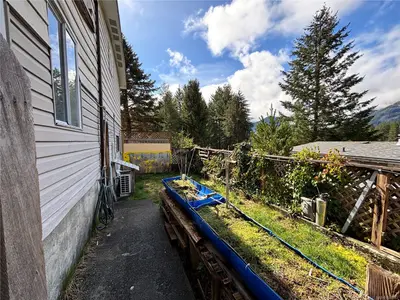 View 32