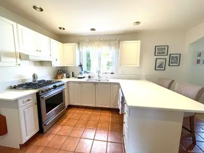 View 16