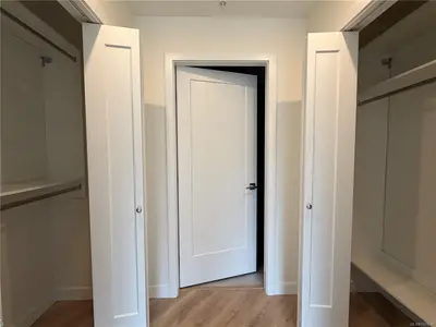 View 16