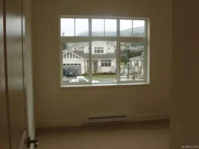 View 32