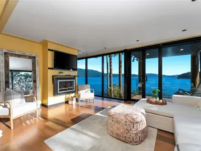 View 25