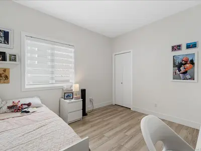 View 16