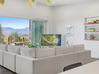 View 32