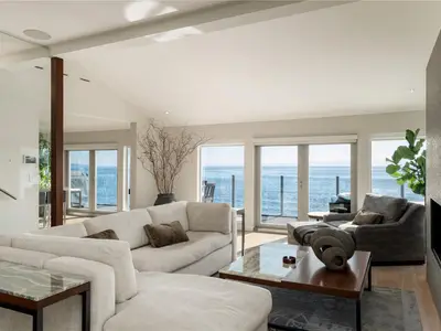 View 3