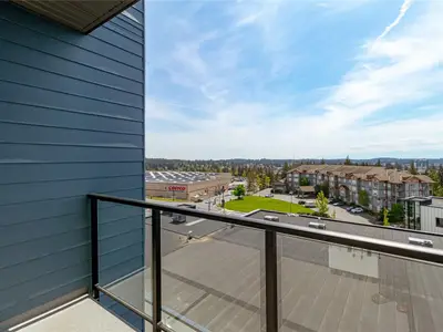 View 32