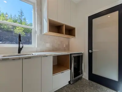 View 18