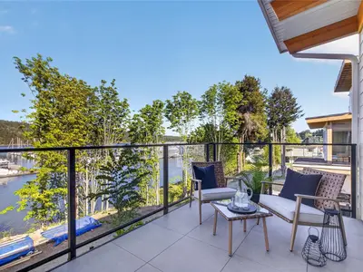 View 3