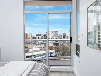 View 32