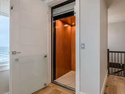 View 10