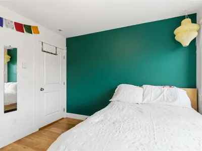 View 24