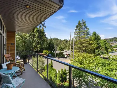 View 16