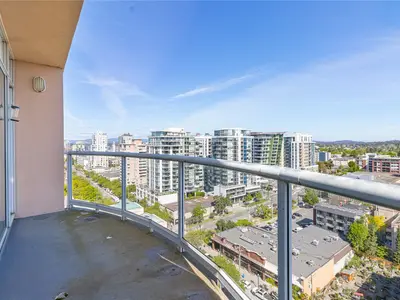 View 30