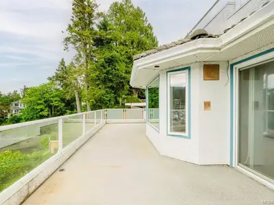 View 24