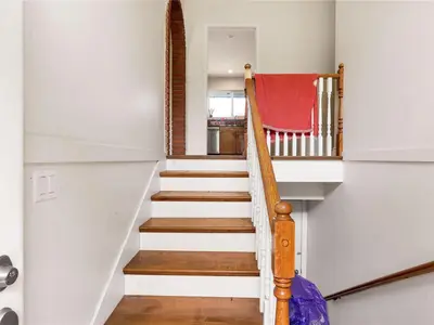 View 25