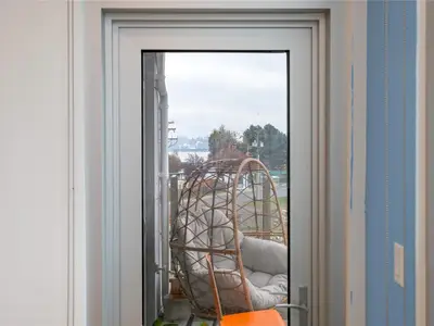View 10