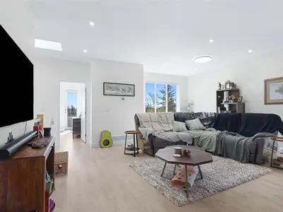 View 12