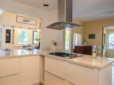 View 10