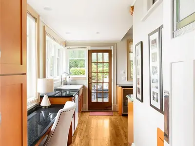 View 16