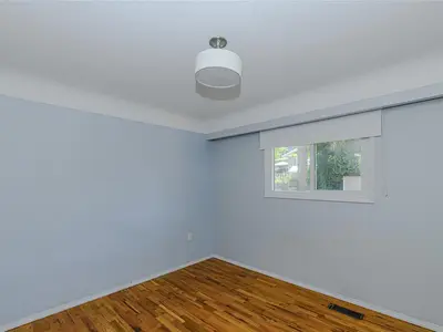 View 16
