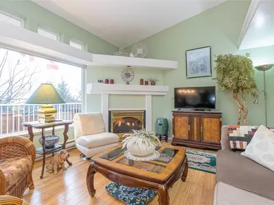 View 10