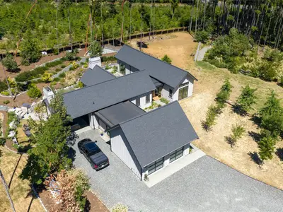 View 10