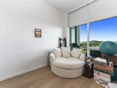 View 18