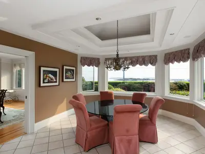 View 25