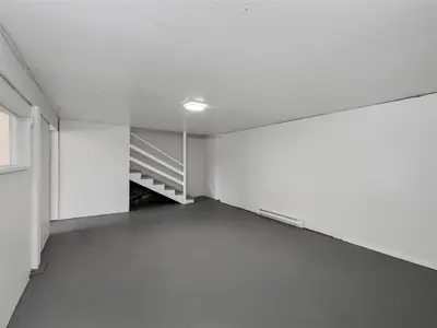 View 32